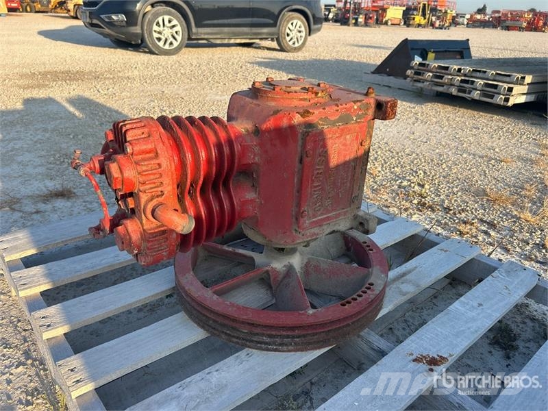 DeVilbiss 30 Air Compressor مكابس