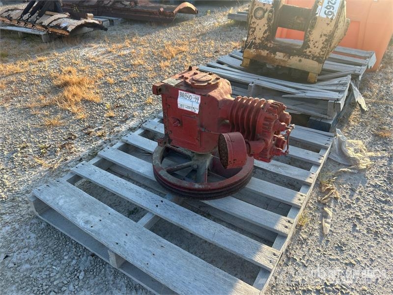 DeVilbiss 30 Air Compressor مكابس