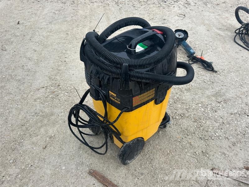 DeWalt D27904 Vacuum Cleaner Aspirapolvere