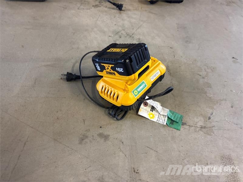 DeWalt DCB118 Charger Drugi deli