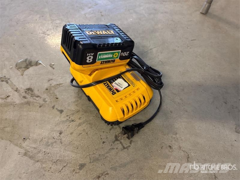 DeWalt DCB118 Charger Outros componentes