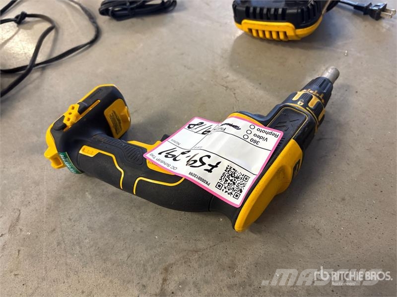DeWalt DCF620 Drywall Screw Gun Other components
