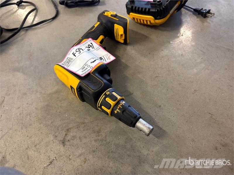 DeWalt DCF620 Drywall Screw Gun Other components