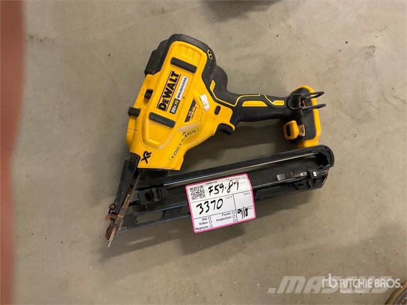 DeWalt DCN650D1 Cordless Angled Finish Nailer Kit Kiti naudoti statybos komponentai