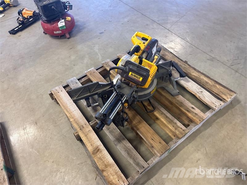 DeWalt DHS790AB Compound Miter Saw Ďalšie komponenty