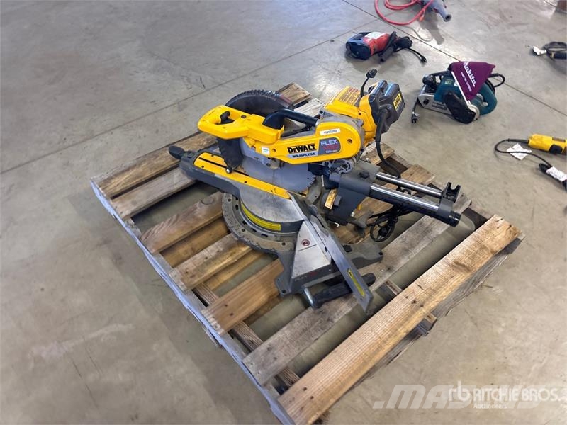 DeWalt DHS790AB Compound Miter Saw Ďalšie komponenty