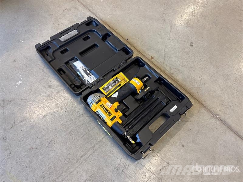 DeWalt DWFP12233 Pneumatic Brad Nailer Andre komponenter