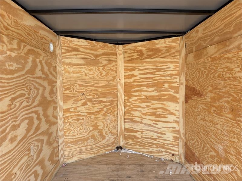 Diamond 9 ft S/A Enclosed Trailer Dobozos pótkocsik