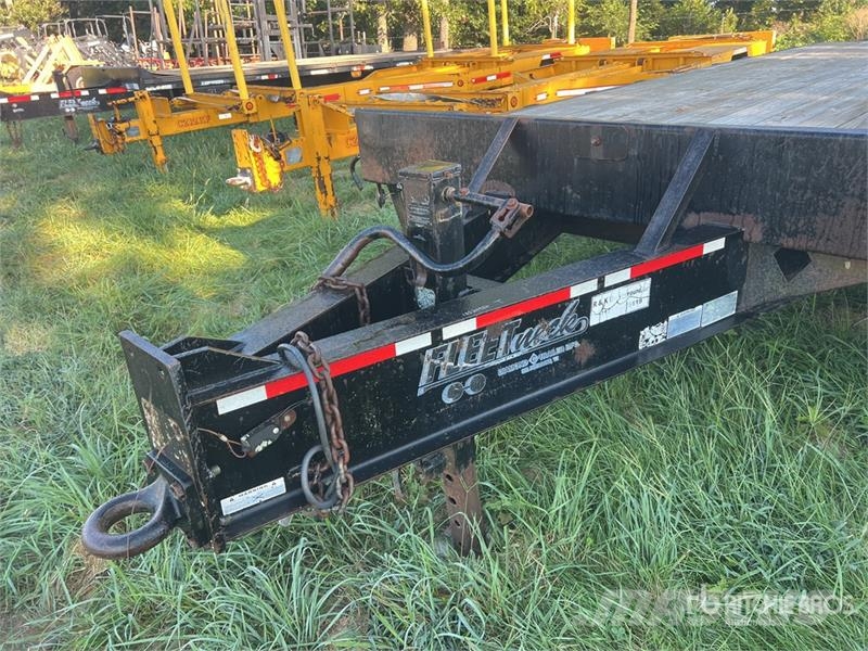 Diamond C 25 ft T/A Equipment Trailer Oprijwagen