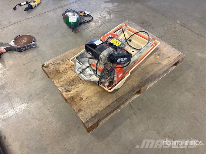 Diamond CC600T Electric Tile Saw مكونات أخرى