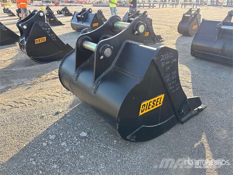 Diesel 200CL 54 in Digging Excavator Bucket - Fits Schaufeln