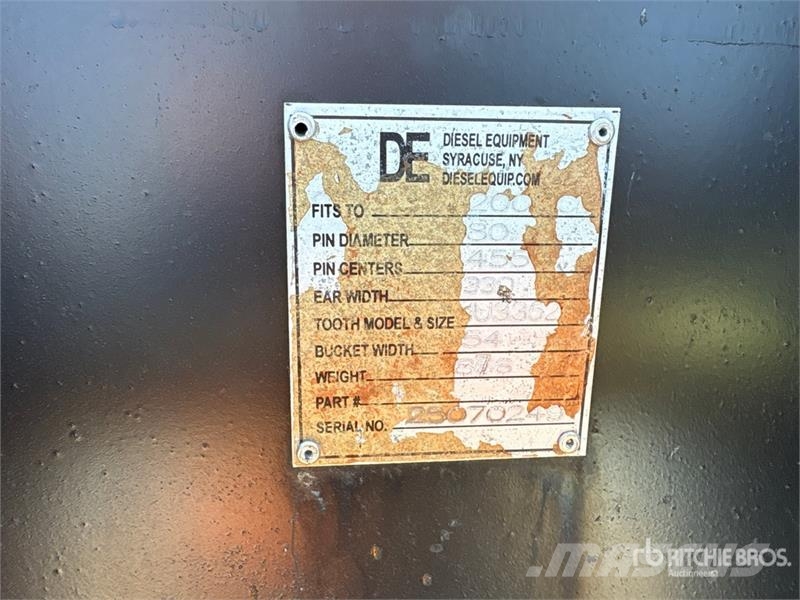Diesel 200CL 54 in Digging Excavator Bucket - Fits Schaufeln
