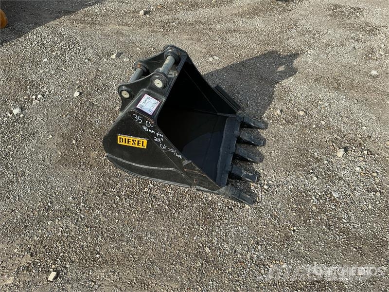 Diesel 35CL 24 in Excavator Bucket Ковші
