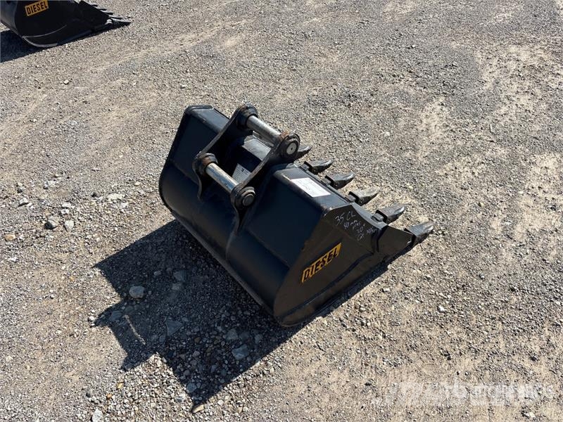  Diesel 35CL 28 in Excavator Bucket Schaufeln