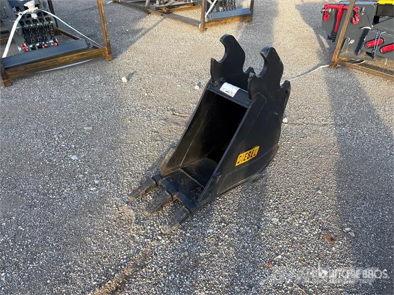 Diesel Equipment 12 in Digging Excavator Bucket - Schaufeln