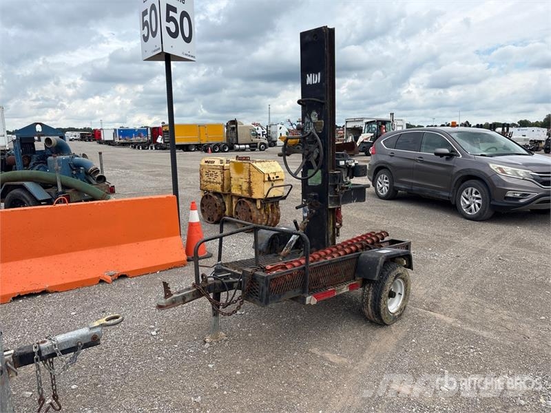  Dig R Mobile 550 S/A Power Auger Леки сондажи
