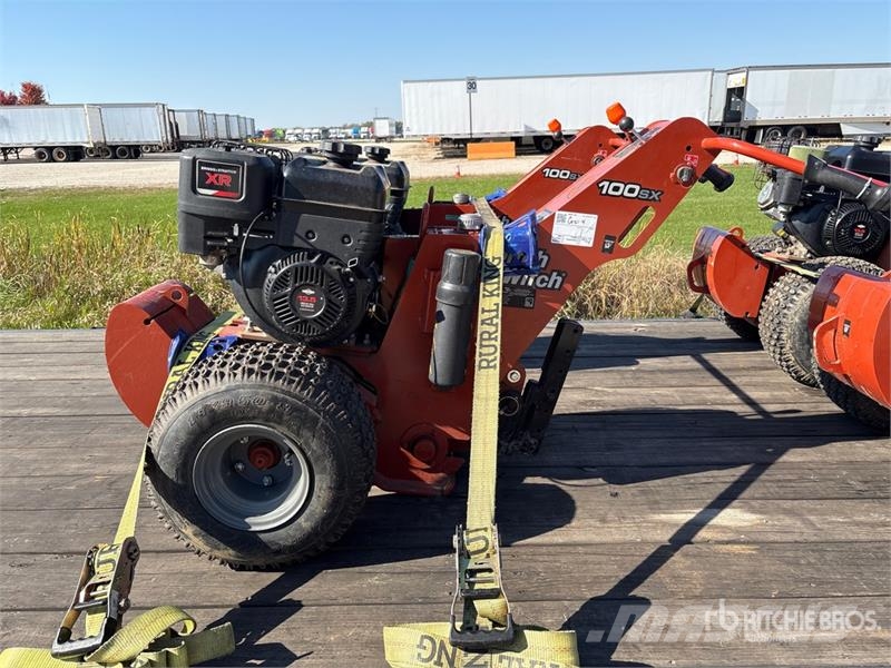 Ditch Witch 100SX Vibratory Plow Anlegg - Annet
