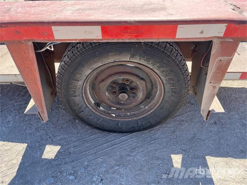 Ditch Witch 14 ft S/A Tilt Deck Trailer Nizki nakladalci