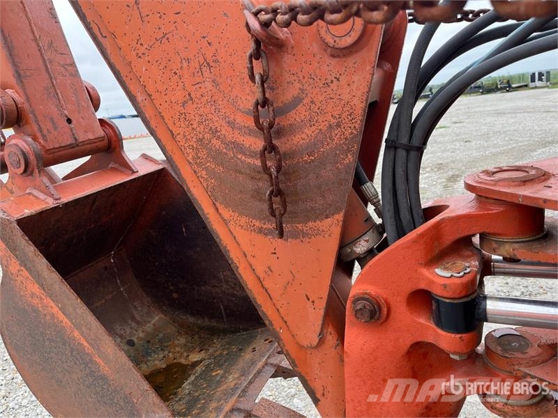 Ditch Witch 5110DD 4x4 Cable Plow محاريث