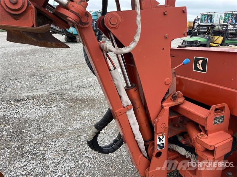 Ditch Witch 5110DD 4x4 Cable Plow محاريث