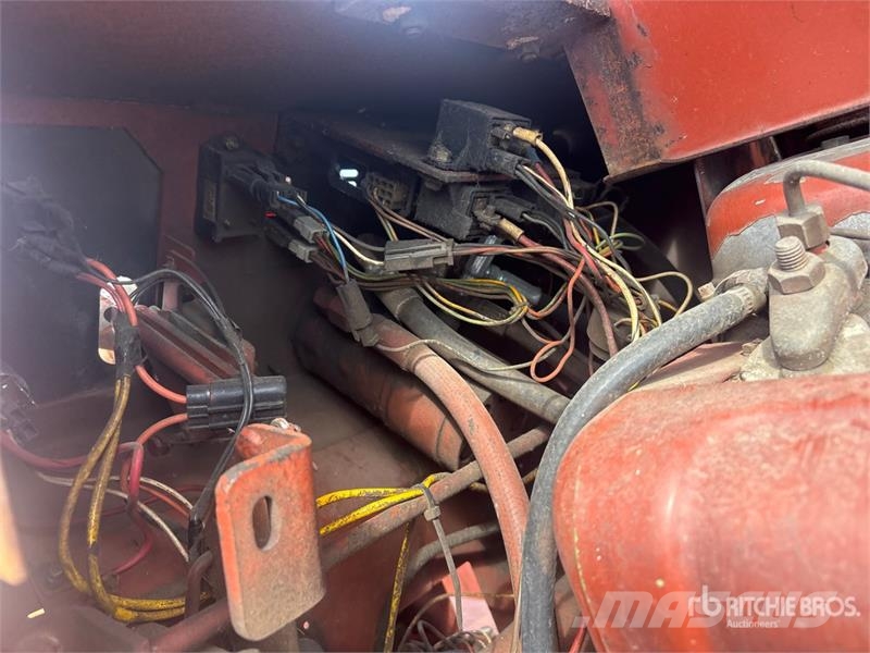 Ditch Witch 7610 4x4 Cable Plow Biçaklar