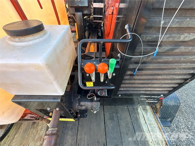 Ditch Witch JT10 Directional Drill Horizontālā virziena urbšanas iekārtas