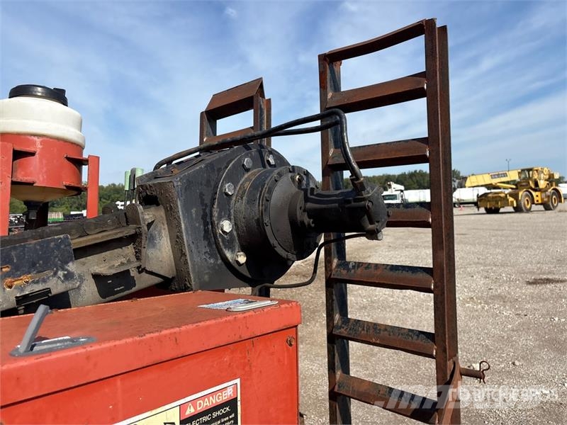 Ditch Witch JT17M1 Oprema za vodoravno smerno vrtanje