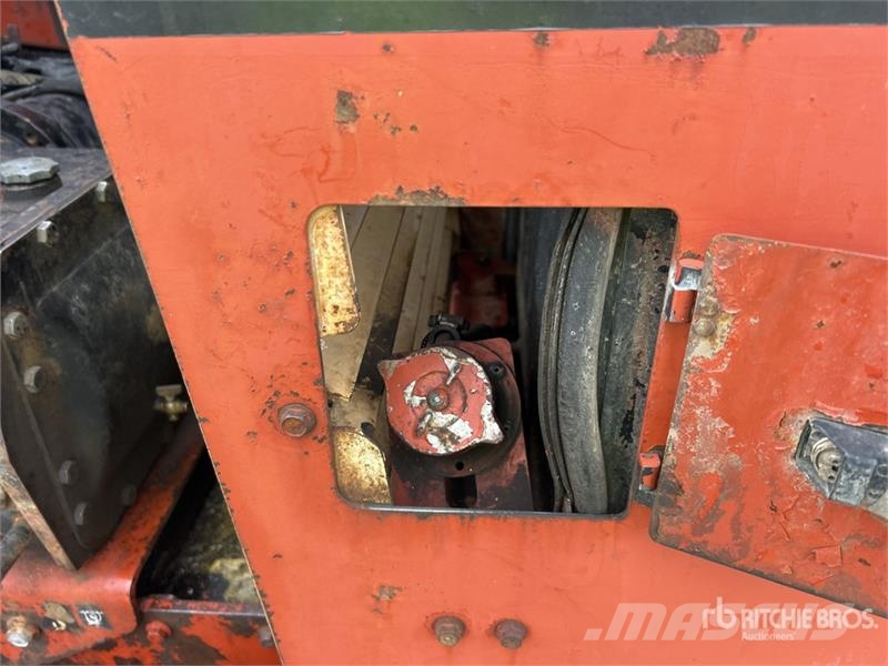 Ditch Witch JT4020 Horizontale Richtungsbohrgeräte