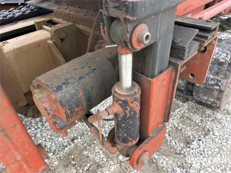 Ditch Witch JT4020 Horizontale Richtungsbohrgeräte