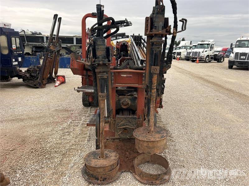 Ditch Witch JT4020 Horizontale Richtungsbohrgeräte