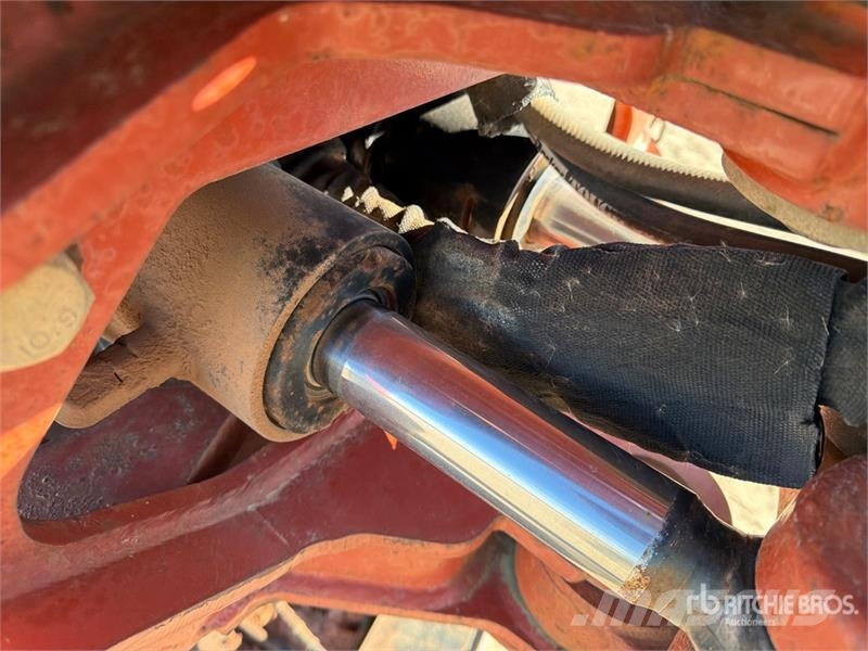 Ditch Witch RT70H 트렌처