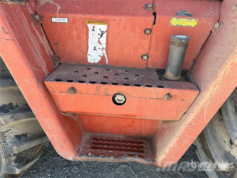 Ditch Witch RT70M 4x4 Trencher Изкопни машини