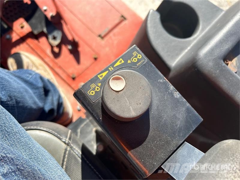 Ditch Witch RT80Q Tracked Quad Track Cable Plow محاريث
