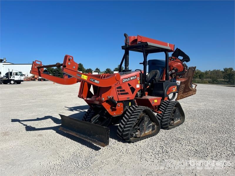 Ditch Witch RT80Q Tracked Quad Track Cable Plow محاريث