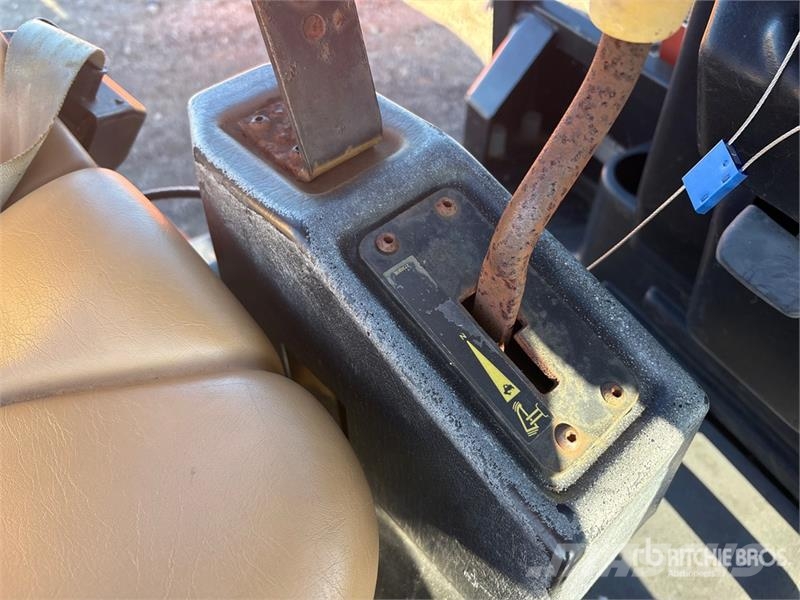 Ditch Witch RT95 4x4 Cable Plow Plugi