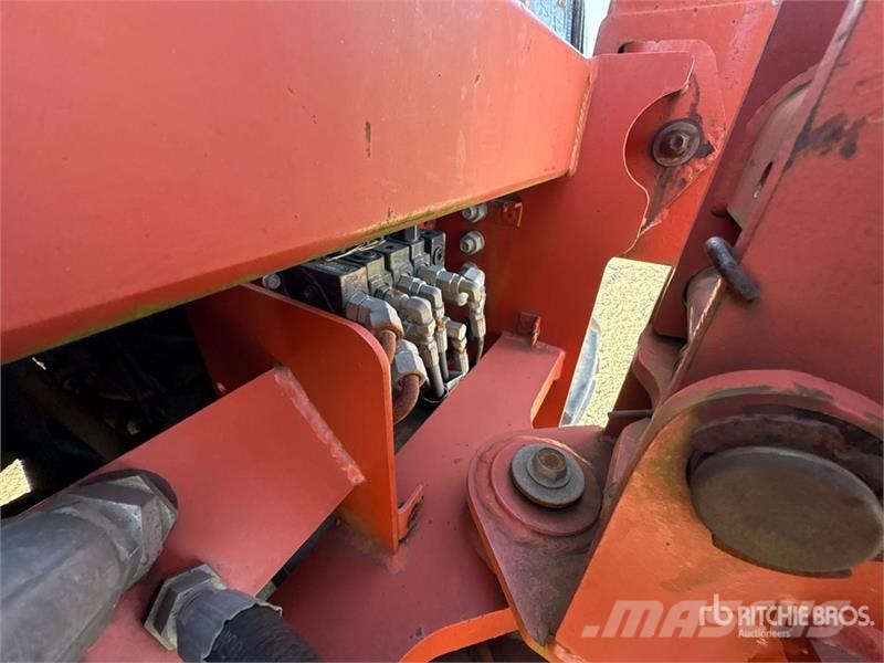Ditch Witch RT95 4x4 Cable Plow Plugi