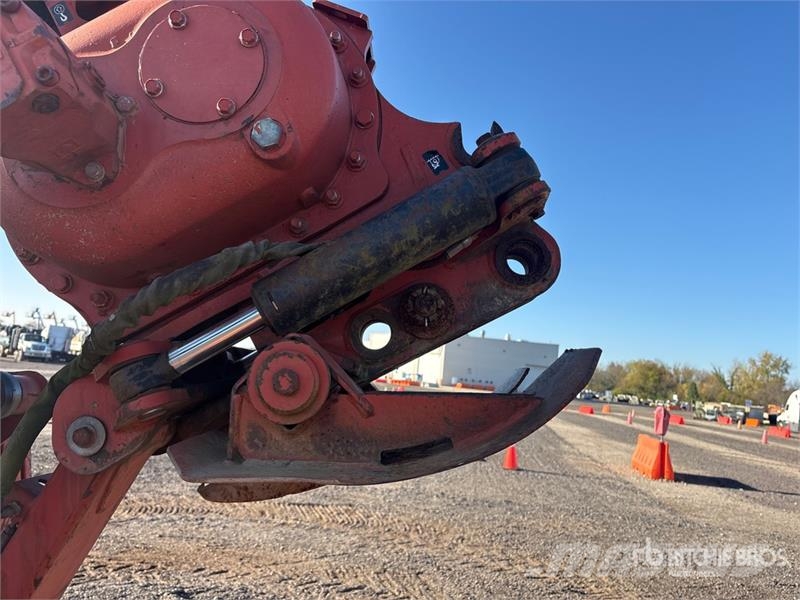 Ditch Witch RT95 4x4 Cable Plow Plugi