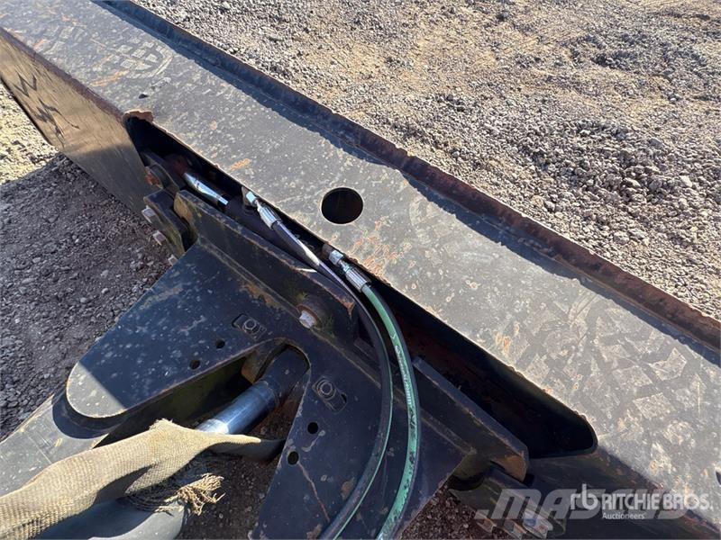 Ditch Witch RT95 4x4 Cable Plow Plugi