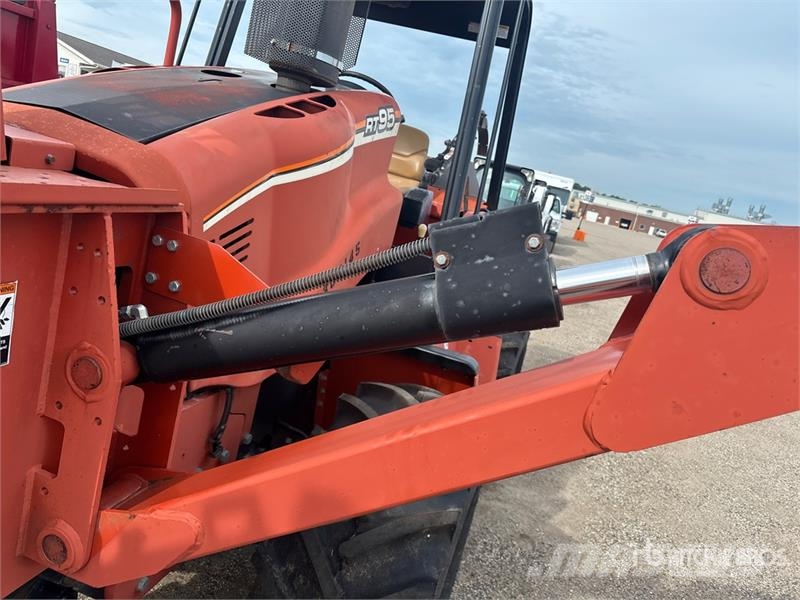 Ditch Witch RT95M 4x4x4 Trencher Trenchers