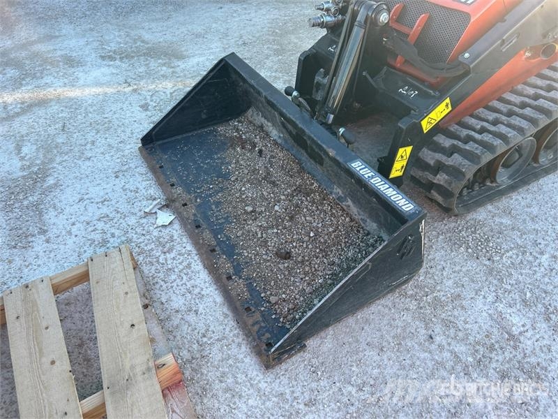 Ditch Witch SK1050 Two-Speed Compact Track Loader Schrankladers