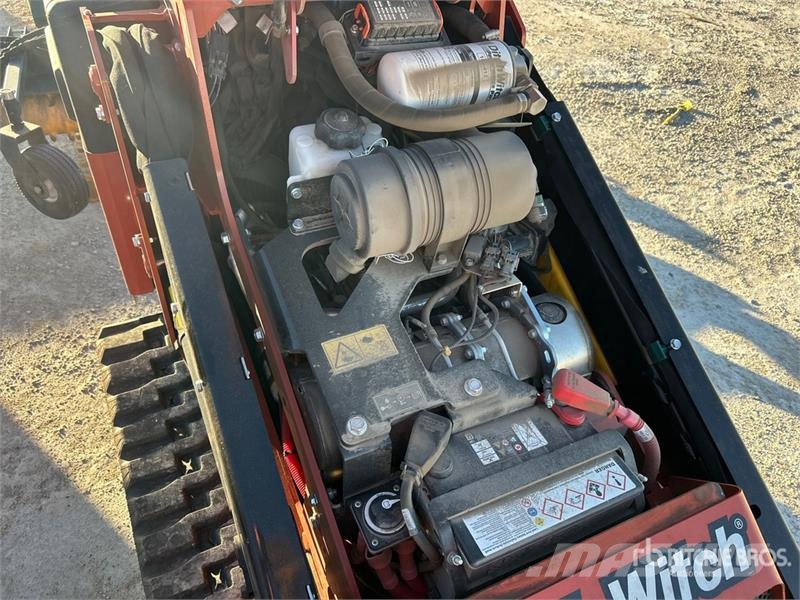Ditch Witch SK1050 Two-Speed Compact Track Loader Schrankladers