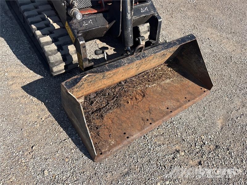 Ditch Witch SK800 Mini Compact Track Loader Kompaktlastare