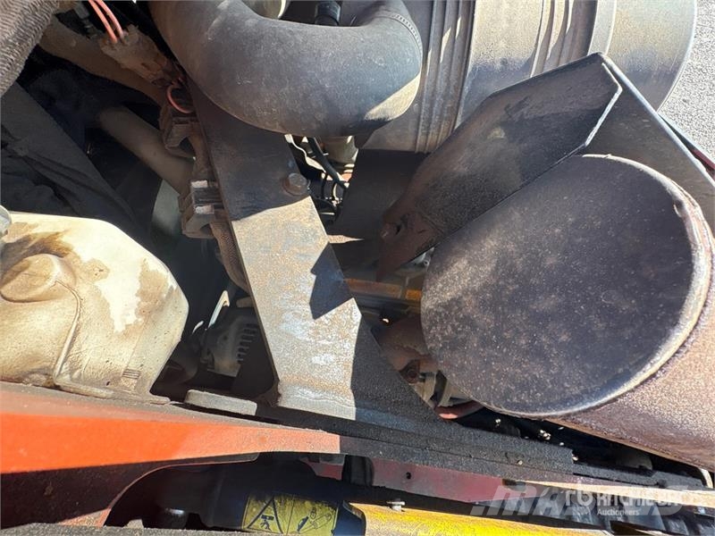 Ditch Witch SK800 Mini Compact Track Loader Kompaktlastare