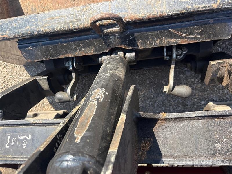 Ditch Witch SK800 Mini Compact Track Loader Kompaktlastare