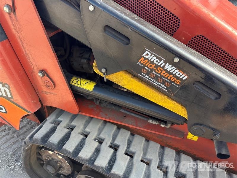 Ditch Witch SK800 Mini Compact Track Loader Kompaktlastare