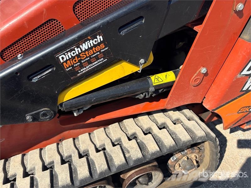 Ditch Witch SK800 Mini Compact Track Loader Kompaktlastare