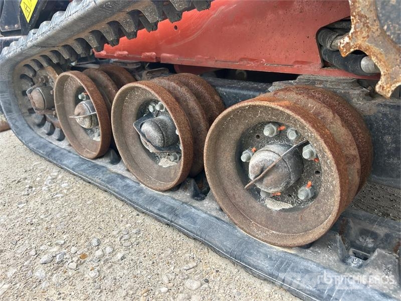 Ditch Witch SK800 Two-Speed Compact Track Loader Kompaktlader