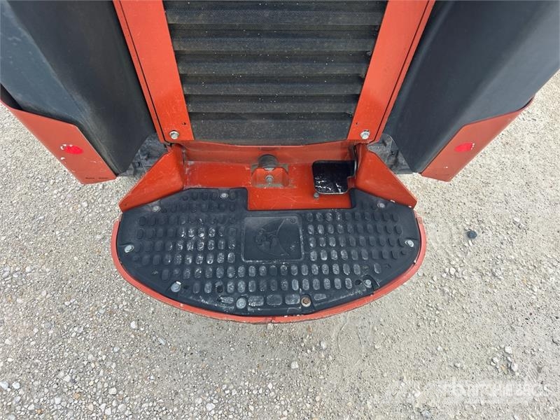 Ditch Witch SK800 Two-Speed Compact Track Loader Kompaktlader