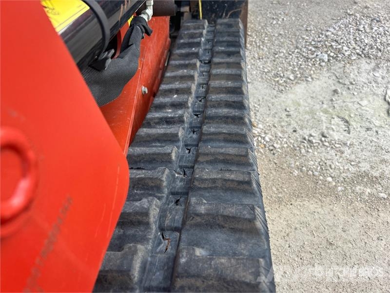 Ditch Witch SK800 Two-Speed Compact Track Loader Kompaktlader