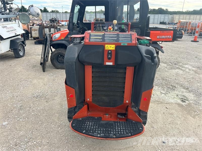 Ditch Witch SK800 Two-Speed Compact Track Loader Kompaktlader